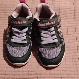 Skechers Black and Pink Sneakers with Sporty Design